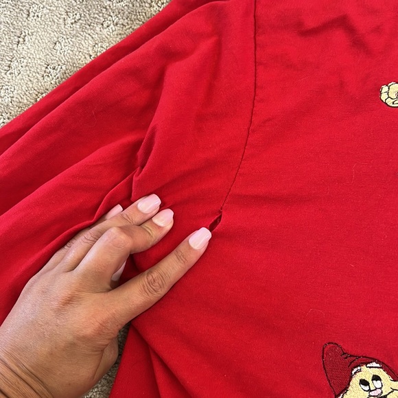 Vintage Disney’s Snow White and the 7 Dwarfs Top XL - Picture 9 of 10